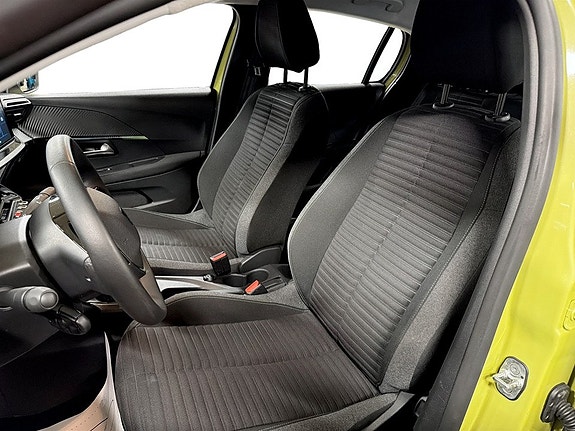 Peugeot 208 5 of 5