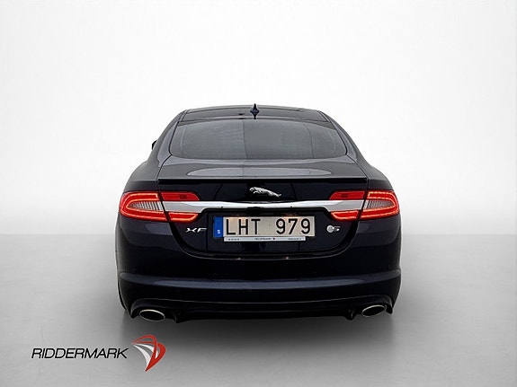 Jaguar XF 7 of 30