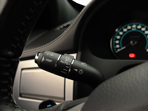 Jaguar XF 18 of 30