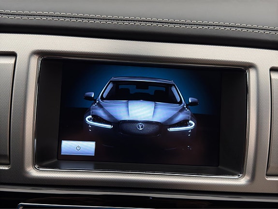 Jaguar XF 26 of 30