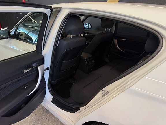 BMW 118d 12 of 24