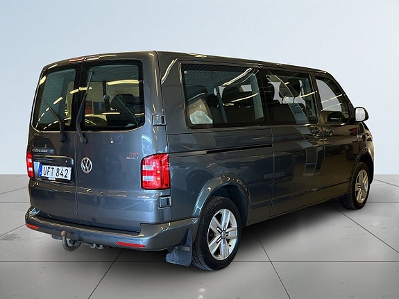 Volkswagen Caravelle 6 of 24