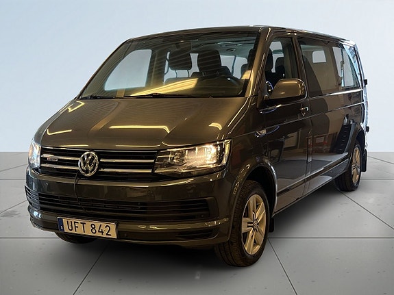 Volkswagen Caravelle 16 of 24