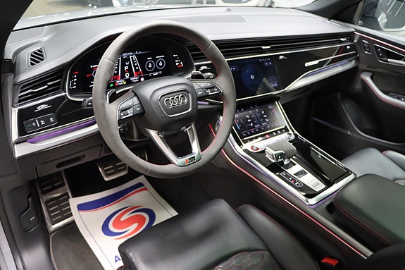 Audi RS Q8 10 of 30