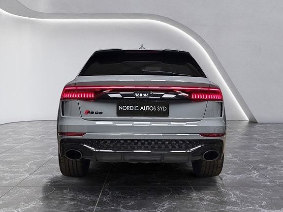 Audi RS Q8 4 of 5
