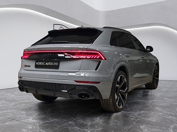 Audi RS Q8 5 of 5