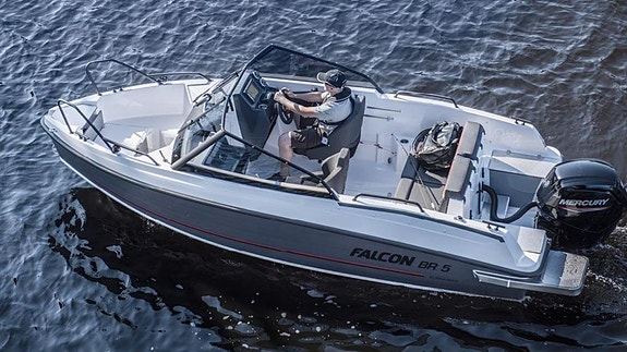 Falcon BR 5 -2022 med Mercury F80 EFI – Endast 30 gångtimmar