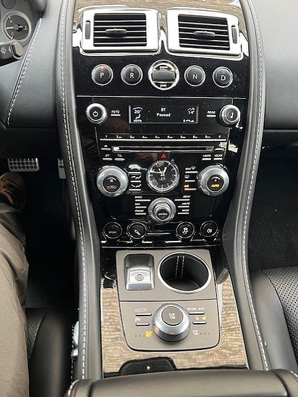 Aston Martin Rapide 24 of 30