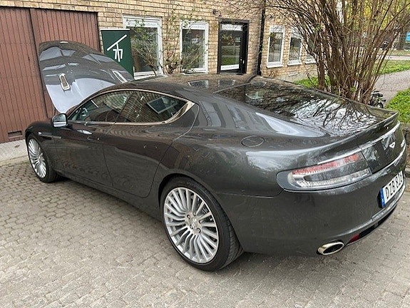 Aston Martin Rapide 7 of 30