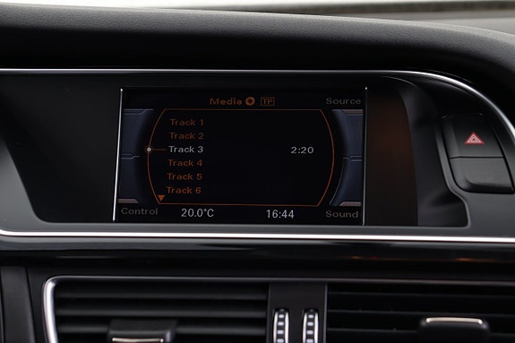 Audi A4 15 of 18