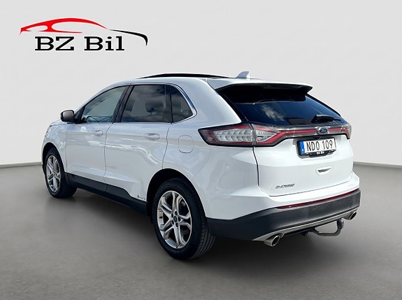 Ford Edge 3 of 5