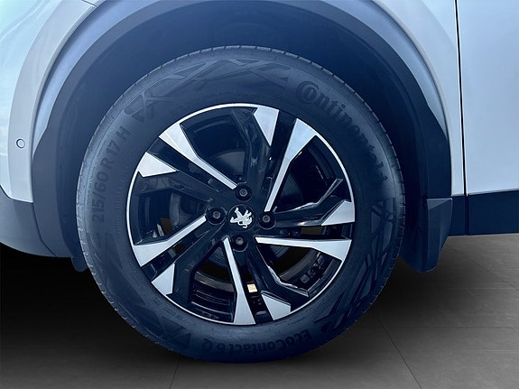 Peugeot 2008 16 of 17