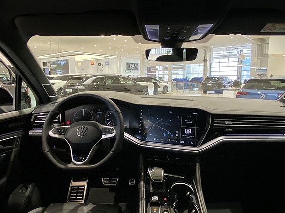 Volkswagen Touareg 5 of 5