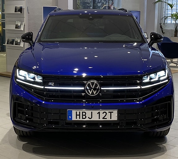 Volkswagen Touareg 4 of 5