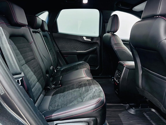 Ford Kuga 7 of 22