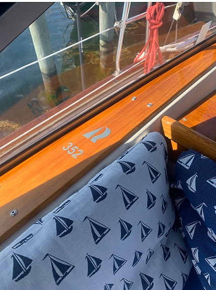 Hallberg-Rassy 352 | Nyare motor, Bogpropeller & XRF-godkänd 4 of 5
