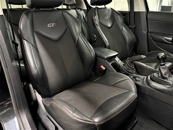 Peugeot 308 17 of 25