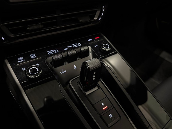 Porsche 911 18 of 25