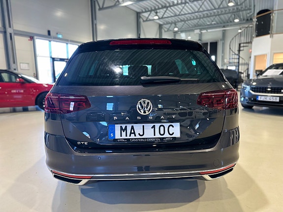 Volkswagen Passat 5 of 5