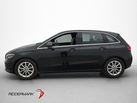 Mercedes-Benz B180 d 3 of 5