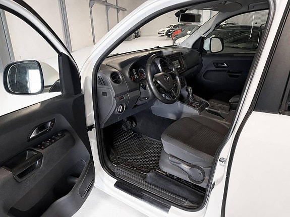 Volkswagen Amarok 7 of 9