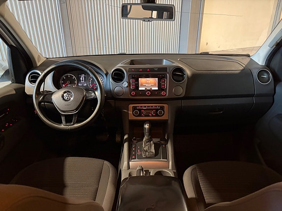 Volkswagen Amarok 9 of 9
