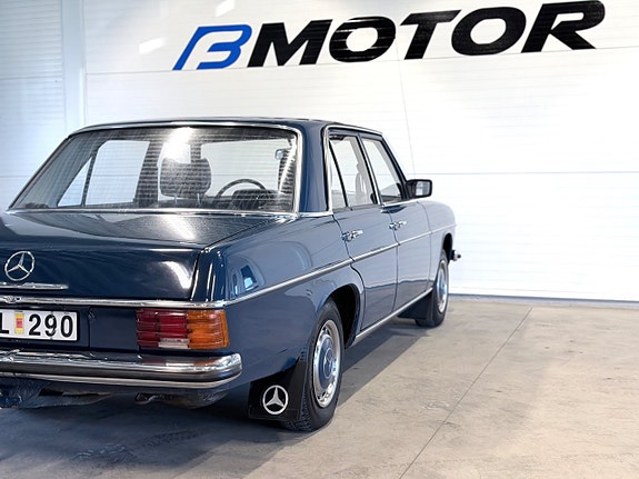 Mercedes-Benz 200 10 of 18
