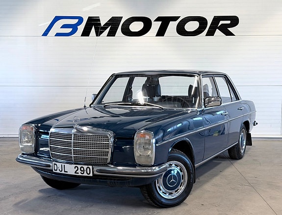 Mercedes-Benz 200 3 of 5