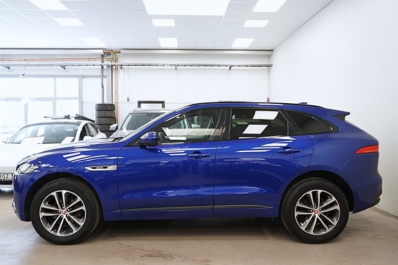 Jaguar F-PACE 2 of 26