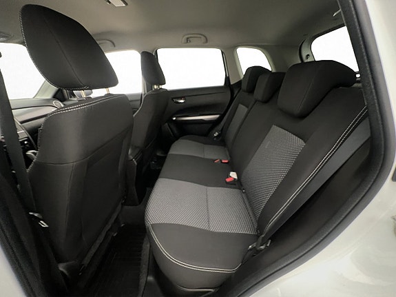 Suzuki Vitara 23 of 28