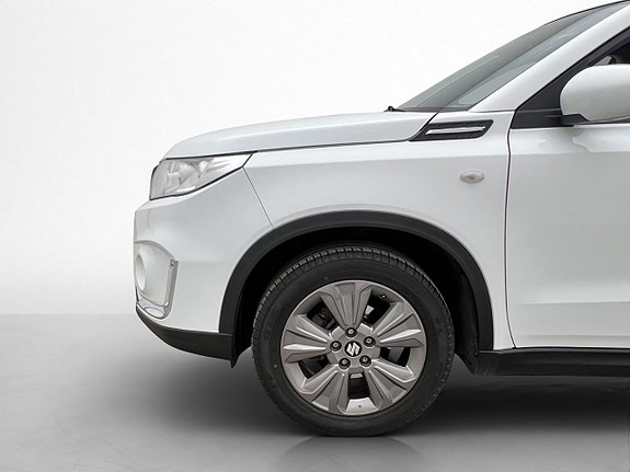 Suzuki Vitara 25 of 28