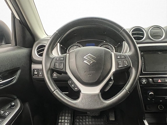 Suzuki Vitara 12 of 28