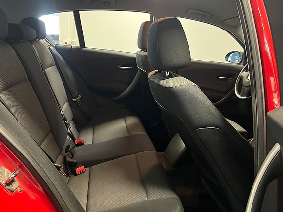 BMW 116i 12 of 13