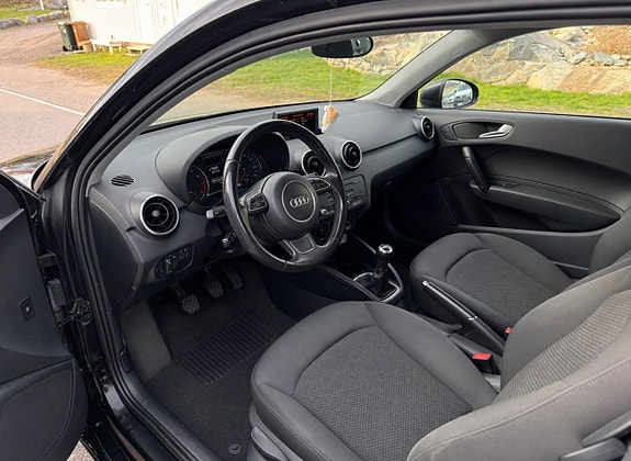 Audi A1 3 of 3