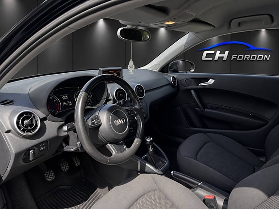 Audi A1 4 of 5