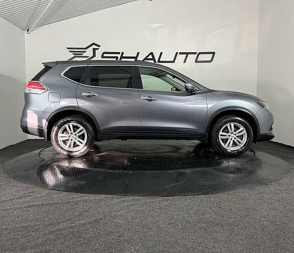 Nissan X-Trail 4 of 5