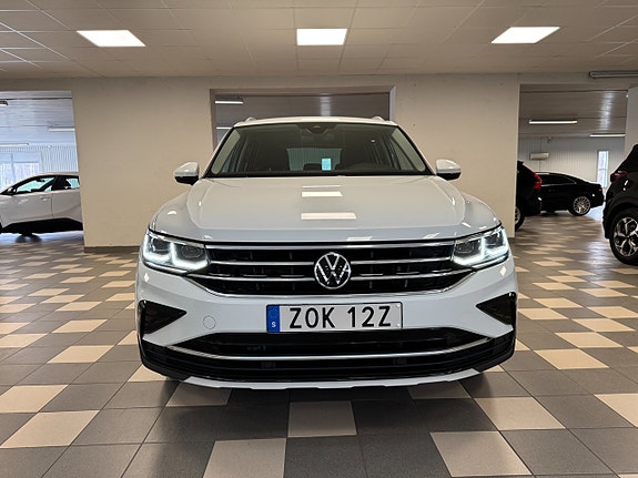 Volkswagen Tiguan 3 of 5