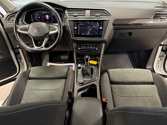 Volkswagen Tiguan 7 of 17
