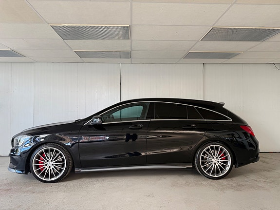 Mercedes-Benz CLA45 2 of 5