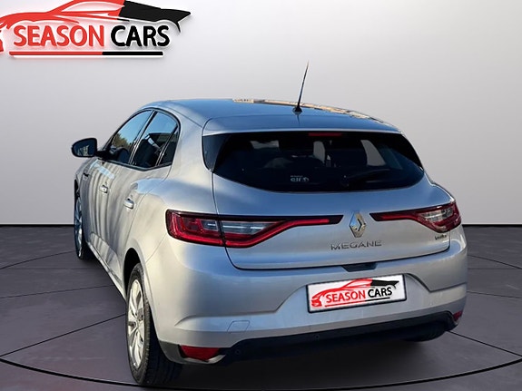 Renault Megane IV 5 of 5