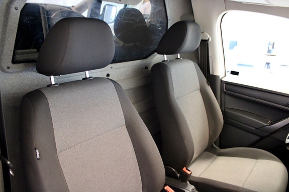 Volkswagen Caddy 9 of 9