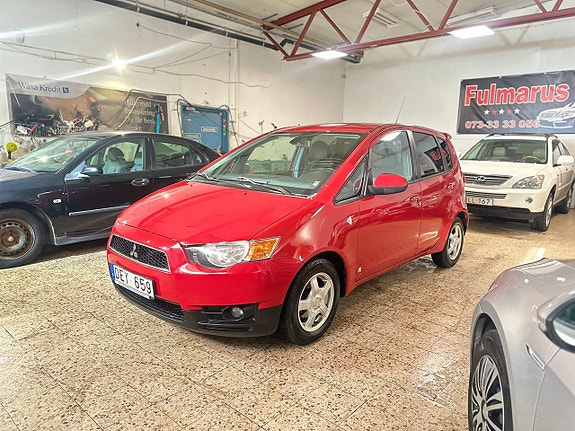 Mitsubishi Colt 3 of 5