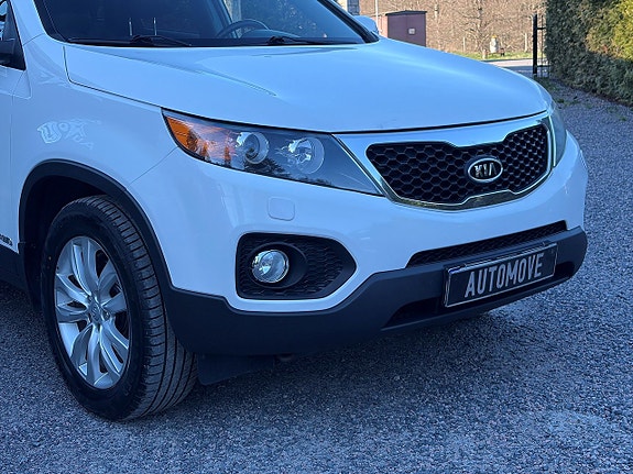 Kia Sorento 3 of 5