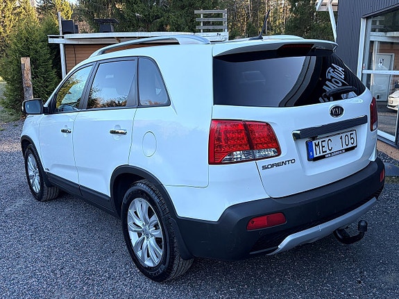 Kia Sorento 7 of 16