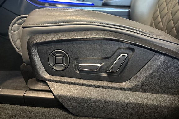 Audi Q8 14 of 26