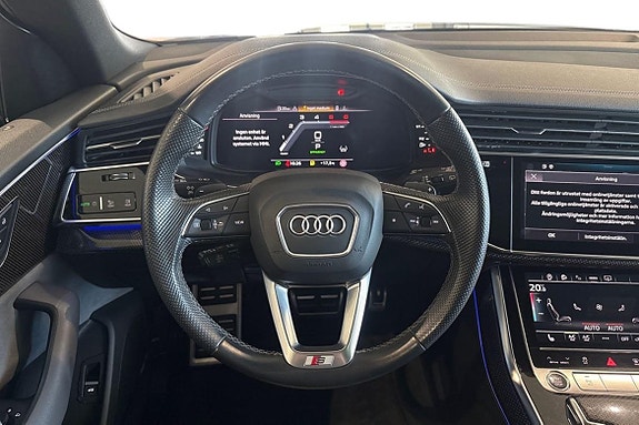 Audi Q8 9 of 26