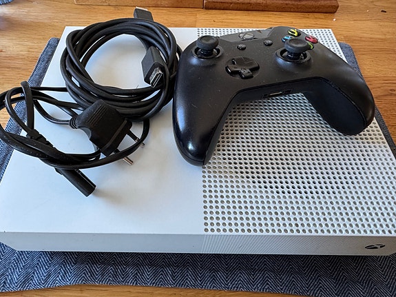 Product image 2 of 9