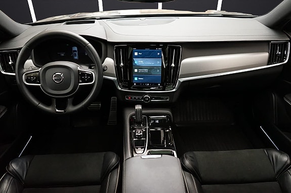 Volvo V90 11 of 21