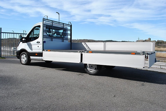 Ford Transit 15 of 17