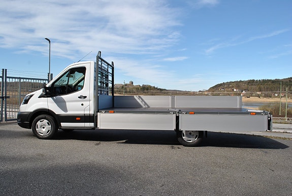 Ford Transit 4 of 5